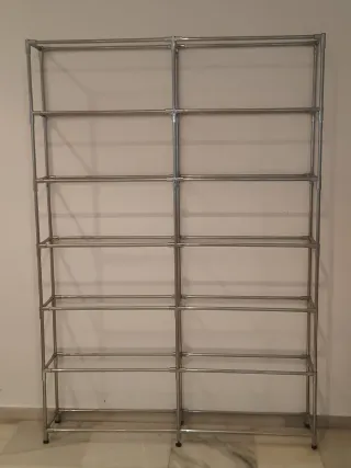 Estantería de cristal y aluminio