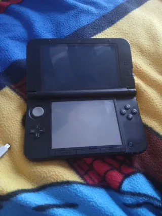 Nintendo 3DS XL Blu e Rosso