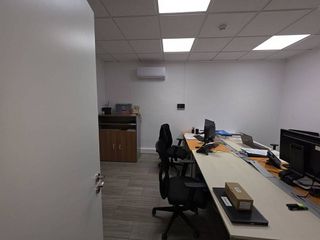 Local comercial en venta en Santa Cruz - Industria - Polígono Campollano en Albacete