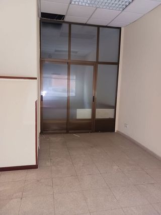 Local comercial en venta en Universidad en Ciudad Real