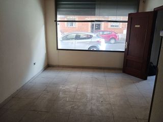 Local comercial en venta en Universidad en Ciudad Real