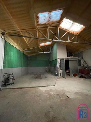 Edificio en venta en La Vega - Oteruelo en León