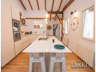 Piso en venta en Puerto Chico en Santander