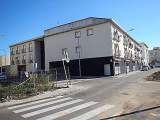 Local comercial en venta en Montijo