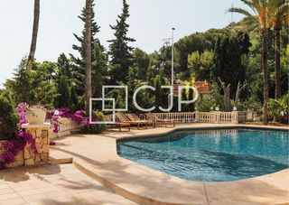 Chalet en alquiler en Vistahermosa en Alicante