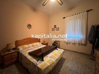 Chalet en venta en Ontinyent