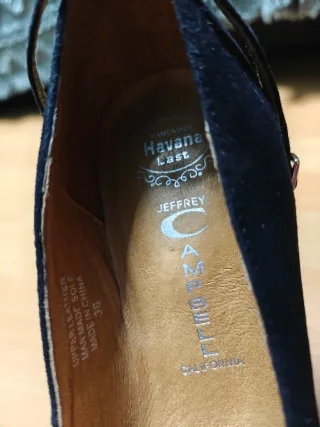 Zapatos Jeffrey Campbell Negro y Dorado