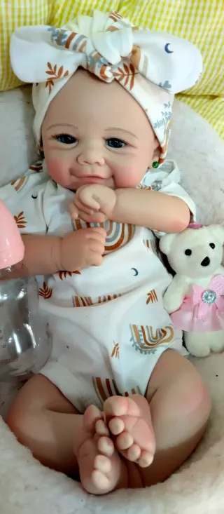 Bebé Reborn Silicona Completa 45 cm y 2.600gm