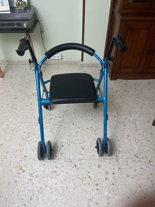 Andador para ancianos con asiento