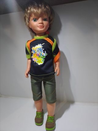 Muñeco Lucas moderno