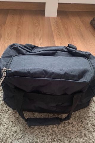 Bolsa de viaje negra para cabina