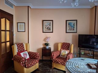 Piso en venta en Linares