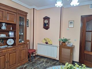 Piso en venta en Linares