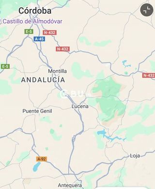 Local comercial en venta en Lucena