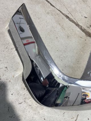 Moldura Cromada Paragolpes Toyota Hilux