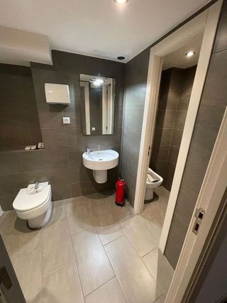 Local comercial en alquiler en Instituts - Universitat en Lleida