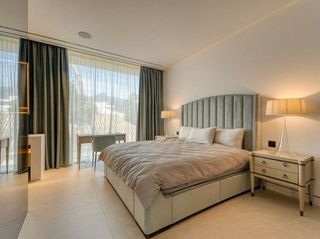 Chalet en alquiler en Nueva Andalucía centro en Marbella