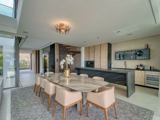 Chalet en alquiler en Nueva Andalucía centro en Marbella