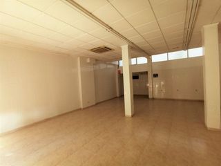 Local comercial en alquiler en Ontinyent