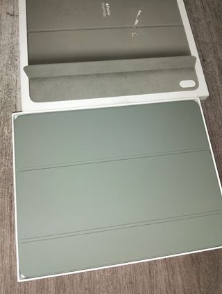 Apple Funda Smart Folio para el iPad Air de 13 pulgadas (M3) - Verde salvia