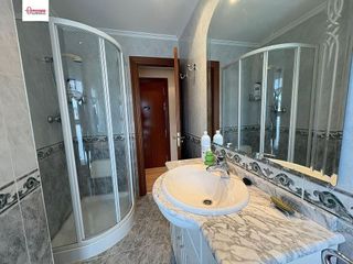 Piso en alquiler en Plaza España - Villa Pilar - Reyes Católicos - Vadillos en Burgos