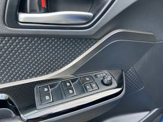 Toyota C-HR 1.8 125H Active 90 kW (122 CV)