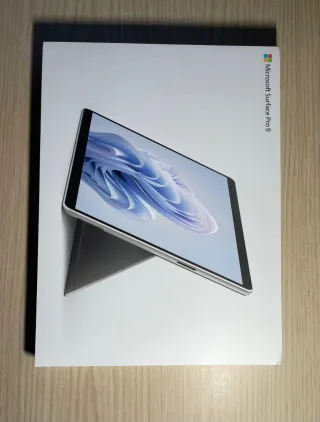 Microsoft Surface Pro 9 Argento