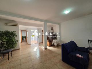 Chalet en venta en Ontinyent