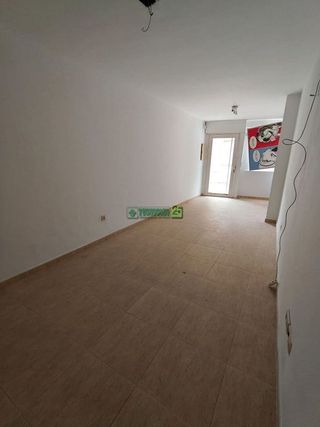 Casa adosada en venta en Olías del Rey