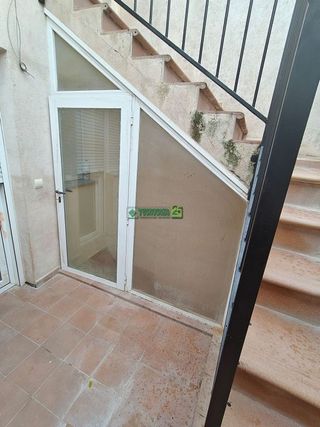 Casa adosada en venta en Olías del Rey