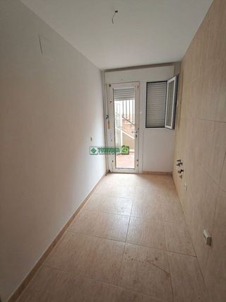 Casa adosada en venta en Olías del Rey