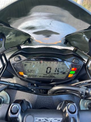 Suzuki GSX-S750 A2 Blanca y Azul