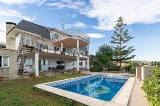 Chalet en venta en Centro en Chiva