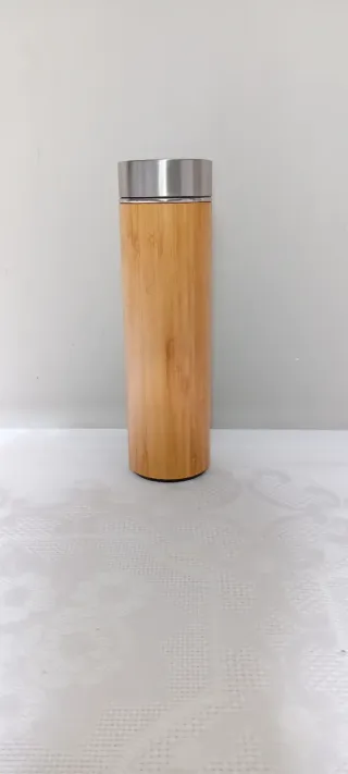 Termo de bambú