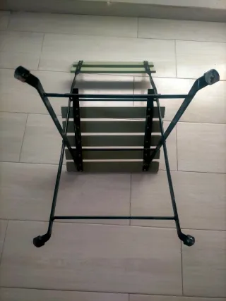 Sedia pieghevole Ikea in legno e metallo