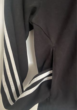 Sudadera Adidas Negra con Capucha