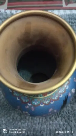 3 Jarrones: Metal y Porcelana