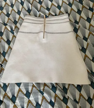 Falda Maje Talla 34 Blanca