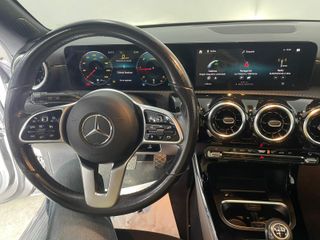 Mercedes-Benz Clase CLA 180 2020