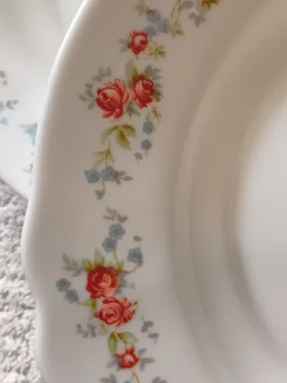 LOTE 8 PLATOS "ARCOPAL" 4 HONDOS + 4 LLANOS FLORES