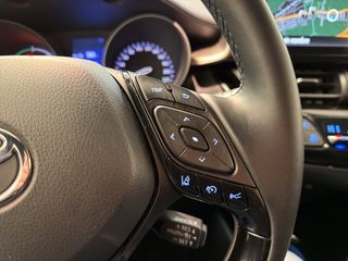 Toyota C-HR 1.8 125H Active 90 kW (122 CV)