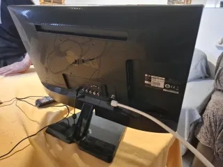 LG  Negro /22/pulgadas