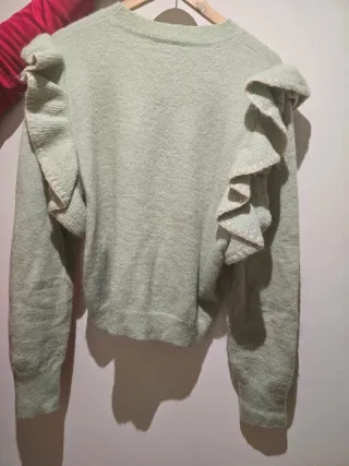 Conjunto Jersey Zara verde con pantalón de pinzas