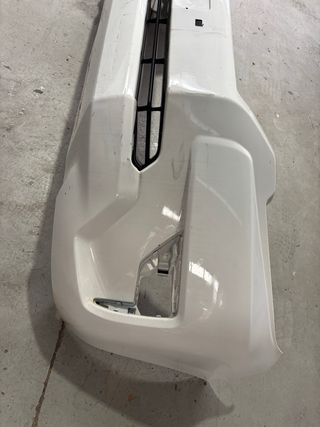 Paragolpes Delantero Toyota Land Cruiser