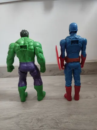 Figuras Hulk y Capitán América 30cm