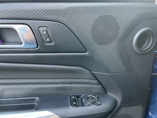 Ford Mustang 5.0 Ti-VCT V8 GT Fastback 328 kW (446 CV)