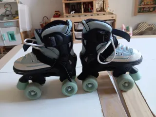 Patines para niño color azul y blanco