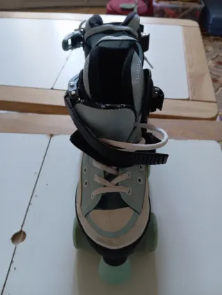 Patines para niño color azul y blanco