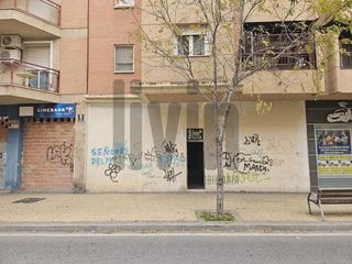 Local comercial en venta en Renfe - Bulevar 1º y 2º Fase en Jaén