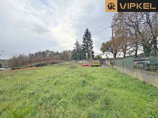 Solar en venta en Cambre